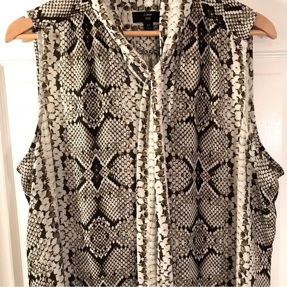 𝅺Women’s sleeveless J. Crew black label blouse size 2X - Picture 1 of 5